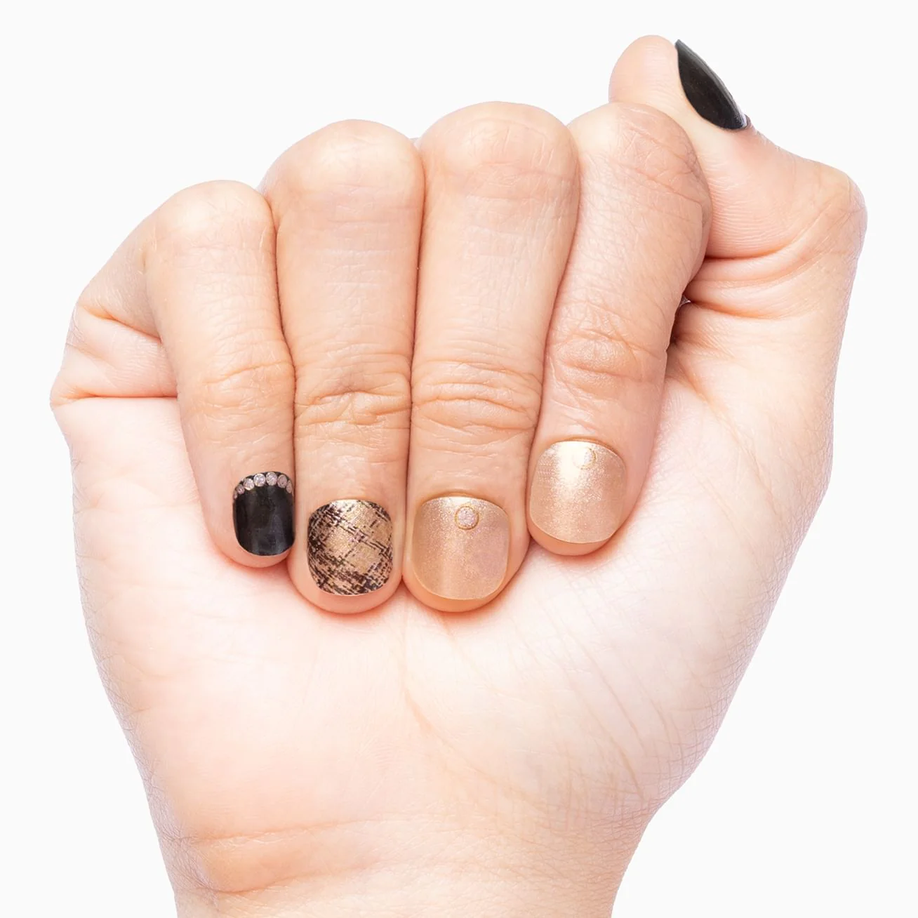 Coco Chanel - Image 3